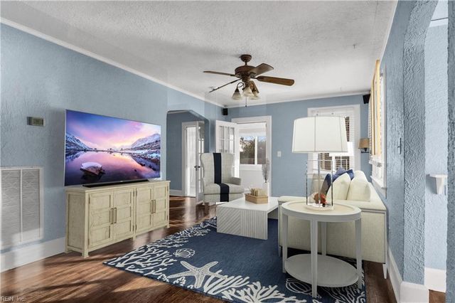 300 Burleigh AVE, Norfolk, VA 23505