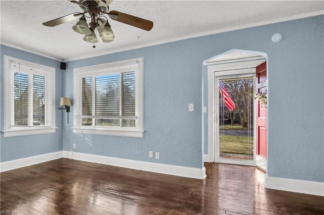 300 Burleigh AVE, Norfolk, VA 23505