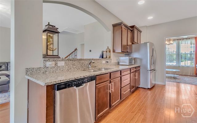 112 Winslow Circle, Savannah, GA 31407