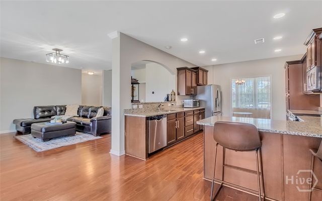 112 Winslow Circle, Savannah, GA 31407