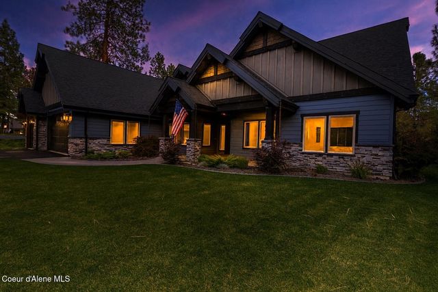 11352 N Enchantment LN, Hayden, ID 83835