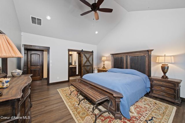 11352 N Enchantment LN, Hayden, ID 83835