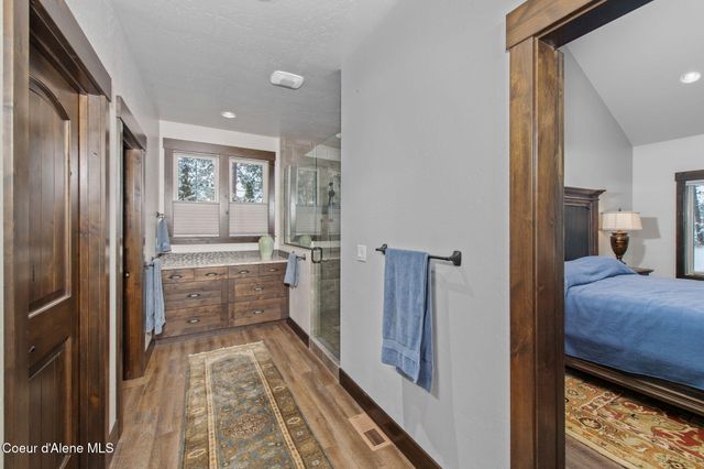 11352 N Enchantment LN, Hayden, ID 83835