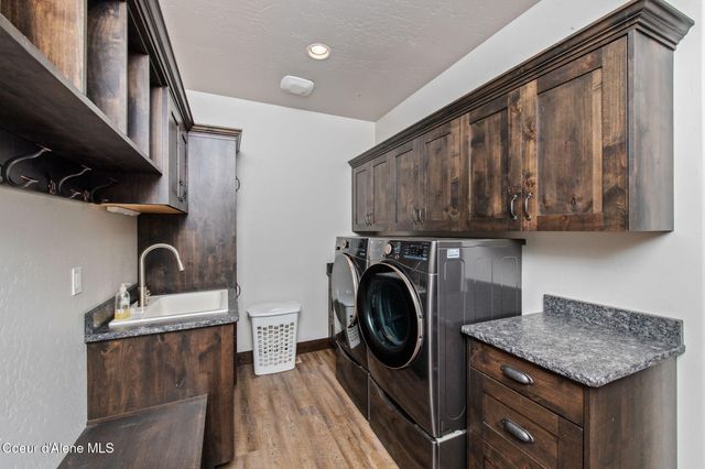 11352 N Enchantment LN, Hayden, ID 83835