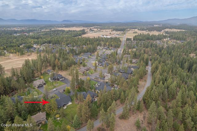 11352 N Enchantment LN, Hayden, ID 83835