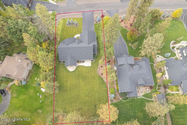 11352 N Enchantment LN, Hayden, ID 83835