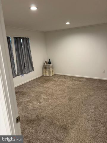 203 BLUE JAY RD, Browns Mills, NJ 08015