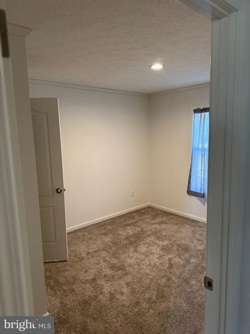 203 BLUE JAY RD, Browns Mills, NJ 08015