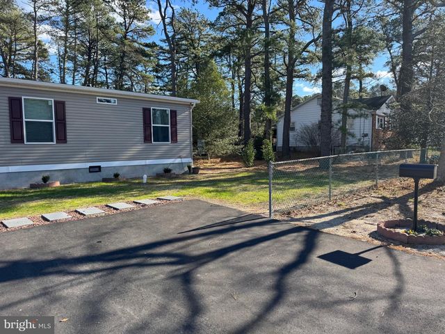 203 BLUE JAY RD, Browns Mills, NJ 08015