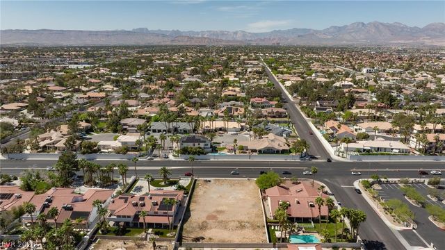 Buffalo Drive, Las Vegas, NV 89117