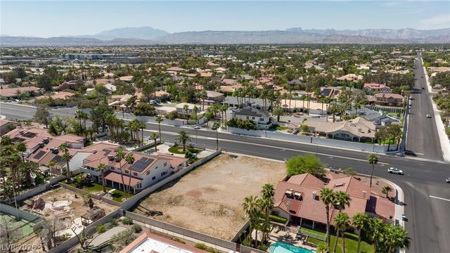 Buffalo Drive, Las Vegas, NV 89117