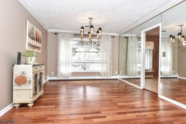 7 Jefferson Pl, Wayne Twp., NJ 07470