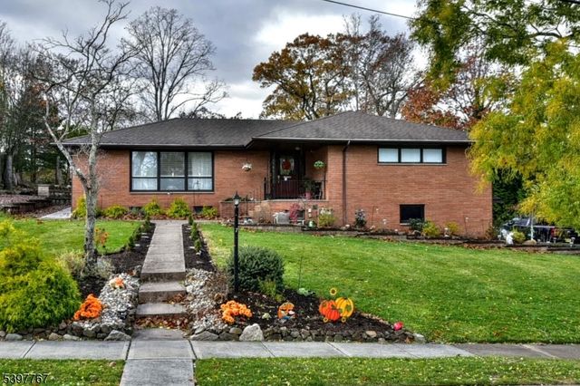 7 Jefferson Pl, Wayne Twp., NJ 07470