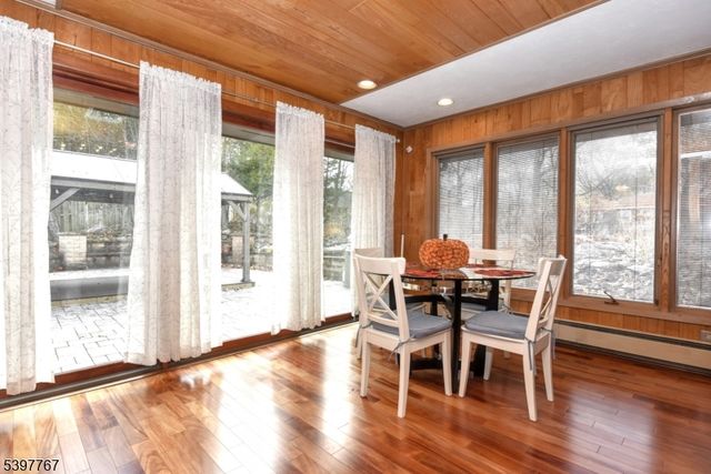 7 Jefferson Pl, Wayne Twp., NJ 07470