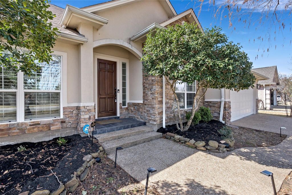 4512 Amber Stone Court, College Station, TX 77845