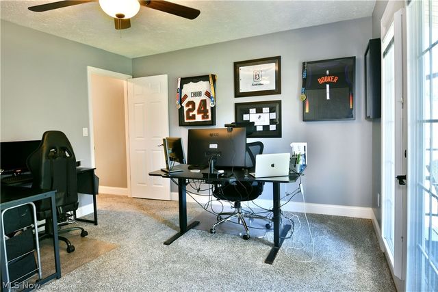 701 Lakeview Drive, Cortland, OH 44410