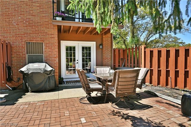 701 Lakeview Drive, Cortland, OH 44410