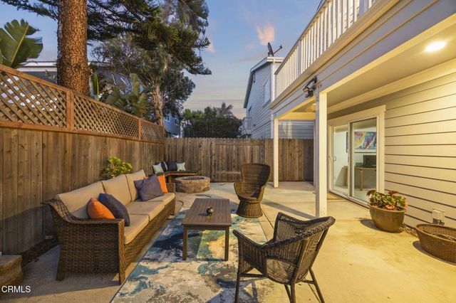 1111 Dover Lane, Ventura, CA 93001