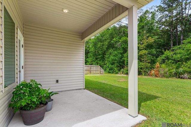 34855 Spring Trails Dr, Walker, LA 70785