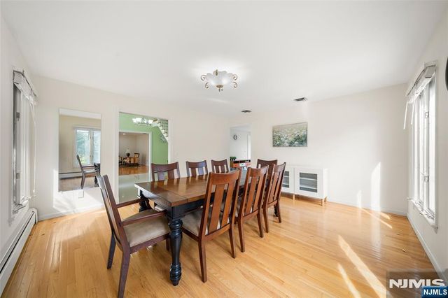 2 June Court, River Edge, NJ 07661