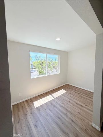 901 Hyde Court, Costa Mesa, CA 92626