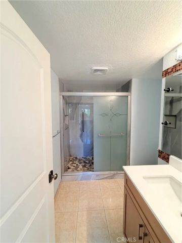 901 Hyde Court, Costa Mesa, CA 92626
