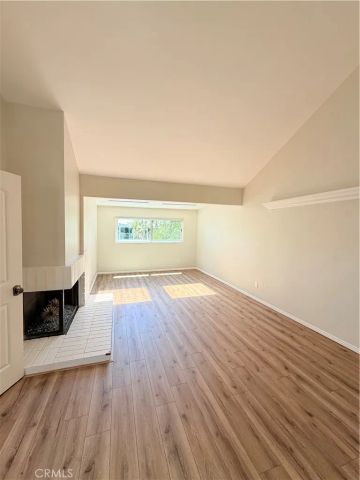 901 Hyde Court, Costa Mesa, CA 92626