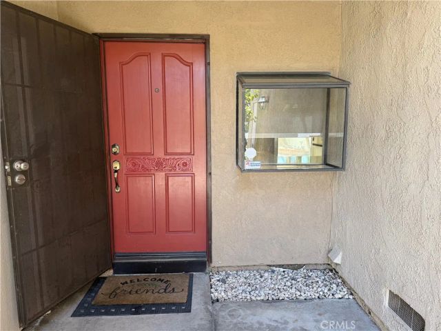 901 Hyde Court, Costa Mesa, CA 92626