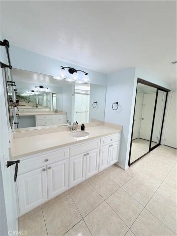 901 Hyde Court, Costa Mesa, CA 92626
