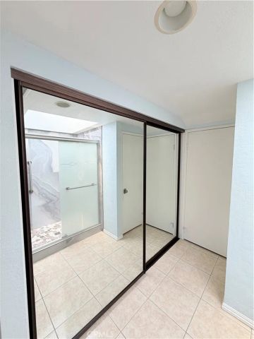901 Hyde Court, Costa Mesa, CA 92626