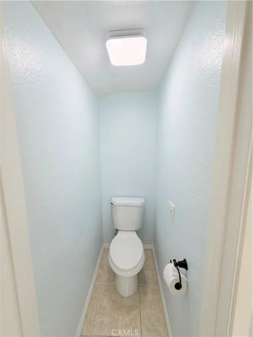 901 Hyde Court, Costa Mesa, CA 92626