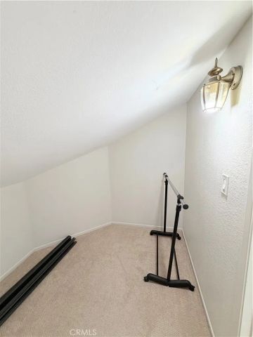 901 Hyde Court, Costa Mesa, CA 92626