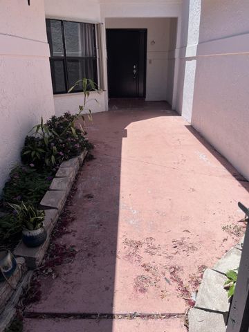 23341 SW 55th Way D, Boca Raton, FL 33433