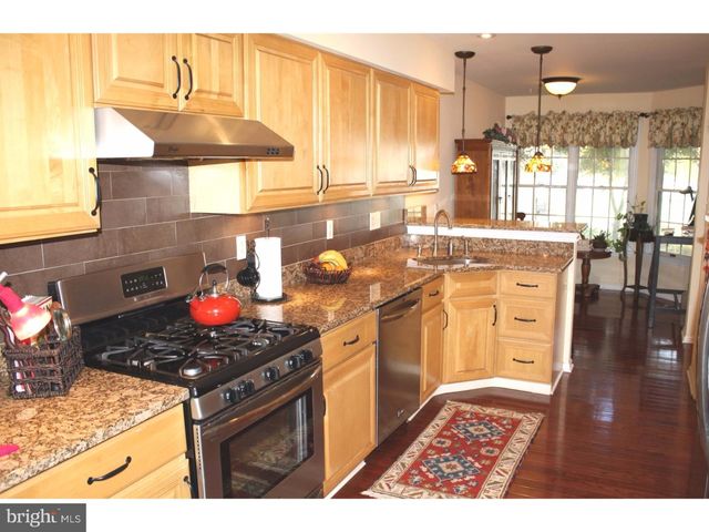 25 BENJAMIN RUSH LN, Princeton, NJ 08540