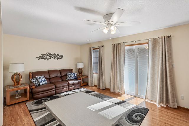109 Bramble Drive, Montezuma, IA 50171