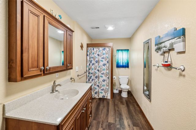 109 Bramble Drive, Montezuma, IA 50171