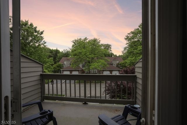 10 Fells Manor Rd, Caldwell Boro Twp., NJ 07006
