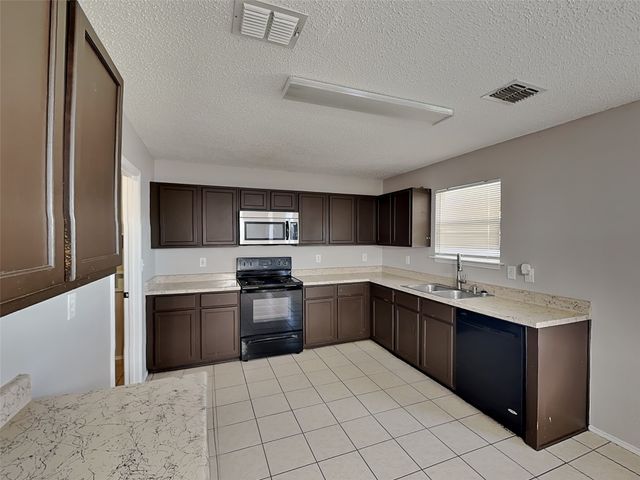 8745 Fox Meadow Way, Fort Worth, TX 76123