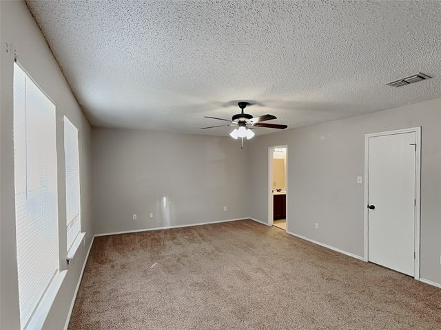 8745 Fox Meadow Way, Fort Worth, TX 76123