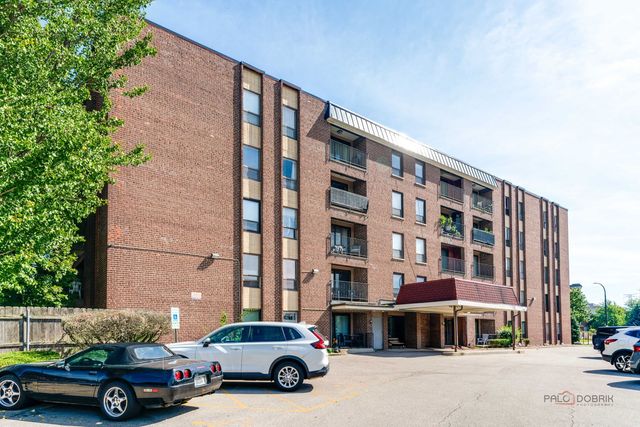 6330 Lincoln Avenue 2A, Morton Grove, IL 60053