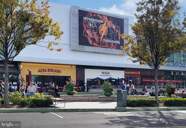 9132 ERMANTRUDE CT, Vienna, VA 22182