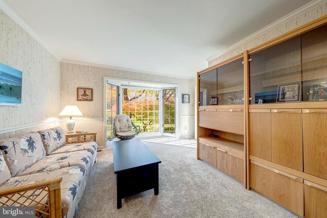 9132 ERMANTRUDE CT, Vienna, VA 22182