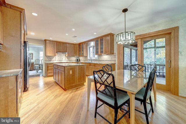 9132 ERMANTRUDE CT, Vienna, VA 22182