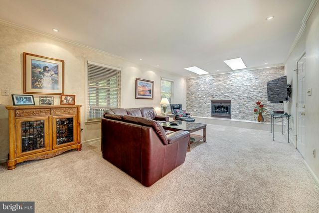 9132 ERMANTRUDE CT, Vienna, VA 22182