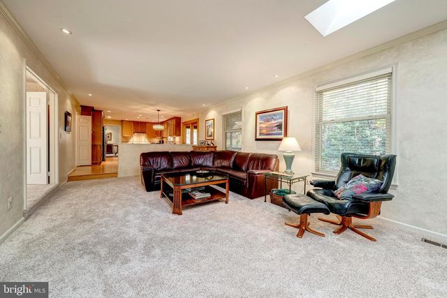 9132 ERMANTRUDE CT, Vienna, VA 22182