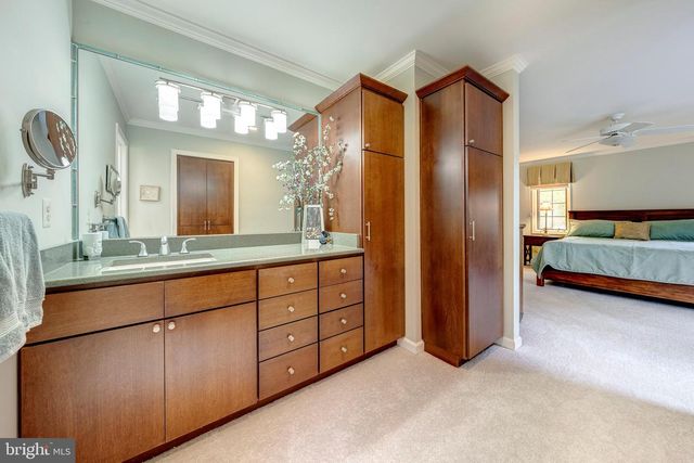 9132 ERMANTRUDE CT, Vienna, VA 22182