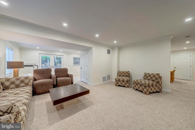 9132 ERMANTRUDE CT, Vienna, VA 22182