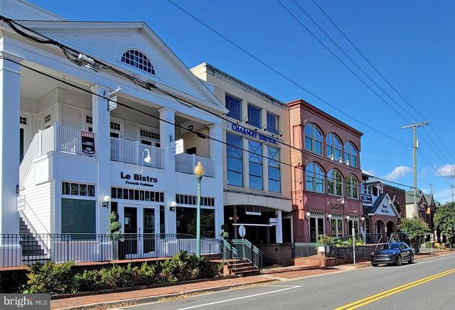 9132 ERMANTRUDE CT, Vienna, VA 22182