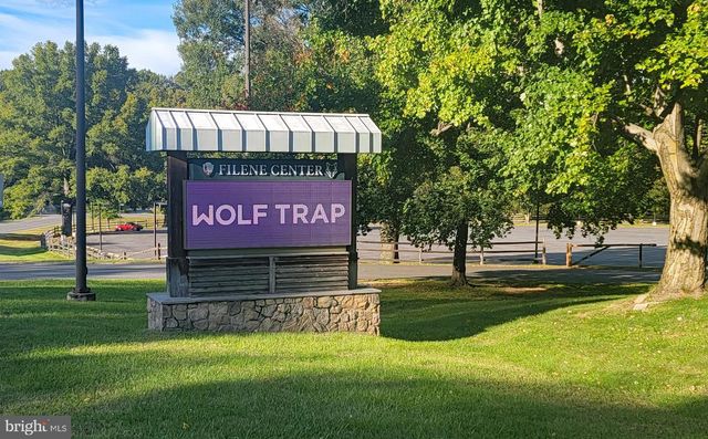 9132 ERMANTRUDE CT, Vienna, VA 22182