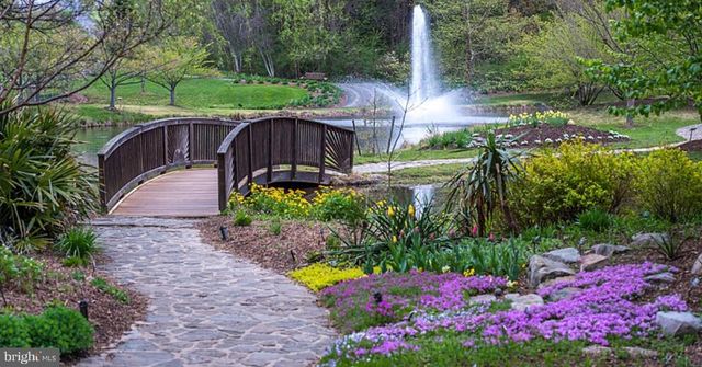 9132 ERMANTRUDE CT, Vienna, VA 22182